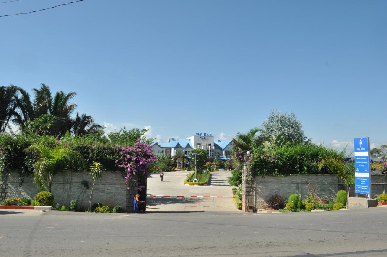 Hotel Sky Blue Mada Alasora Exteriér fotografie